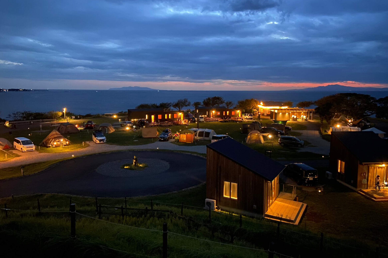 Camp & BBQ The Cliff